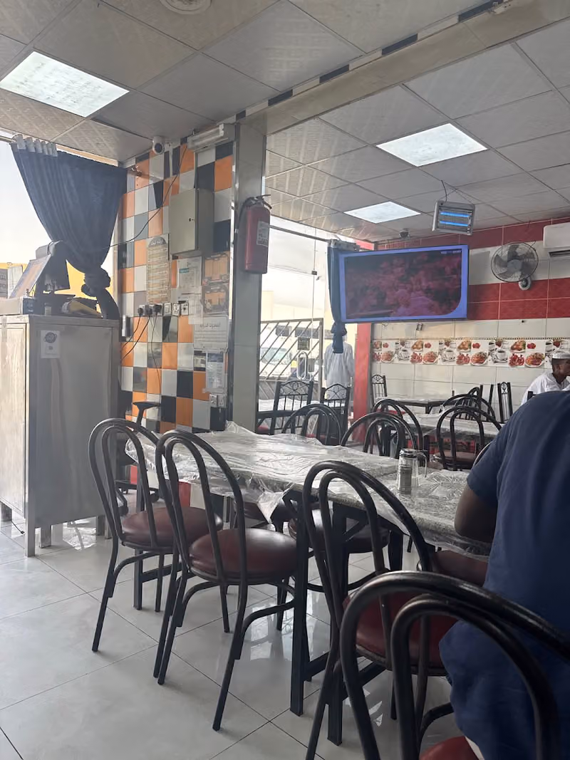 مطعم ربوع الساحل للأكلات السودانية