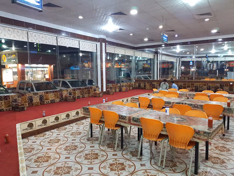 مطعم ربوع زمازم البخاري