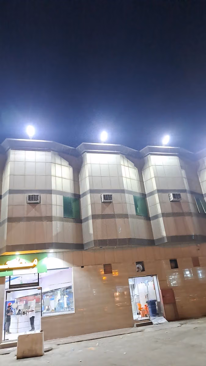مطعم ربوع زمازم البخاري