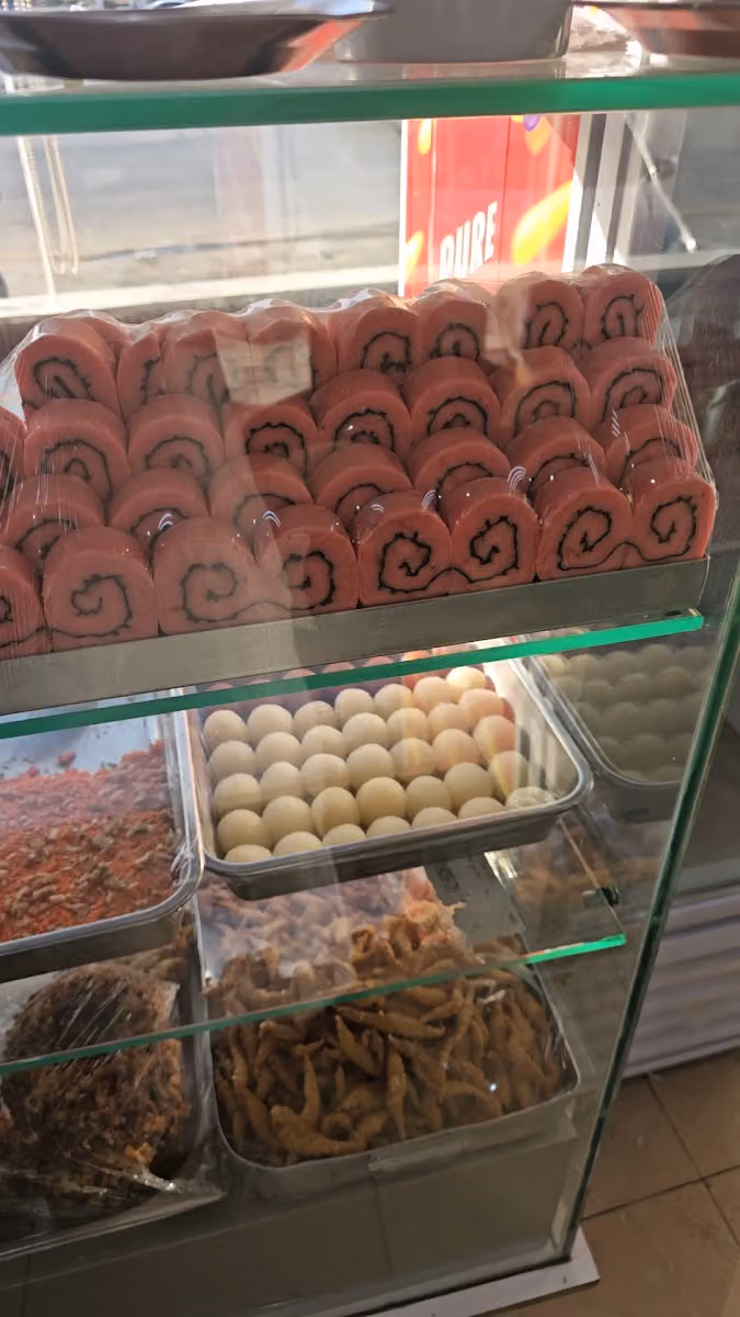 مطعم رفعة عبدالعزيز مرزوق الجرفين