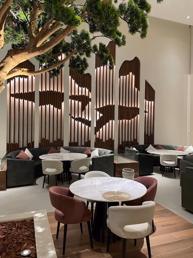 مطعم روست كوزين