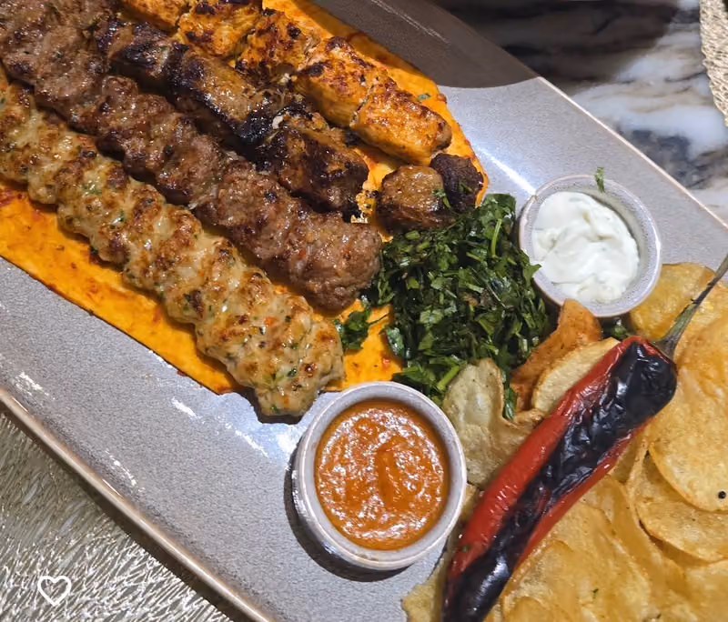 مطعم روست كوزين
