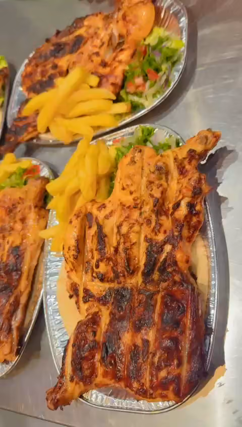 مطعم سفرة البيان التركي Sofra Al Bayan Turkish Restaurant