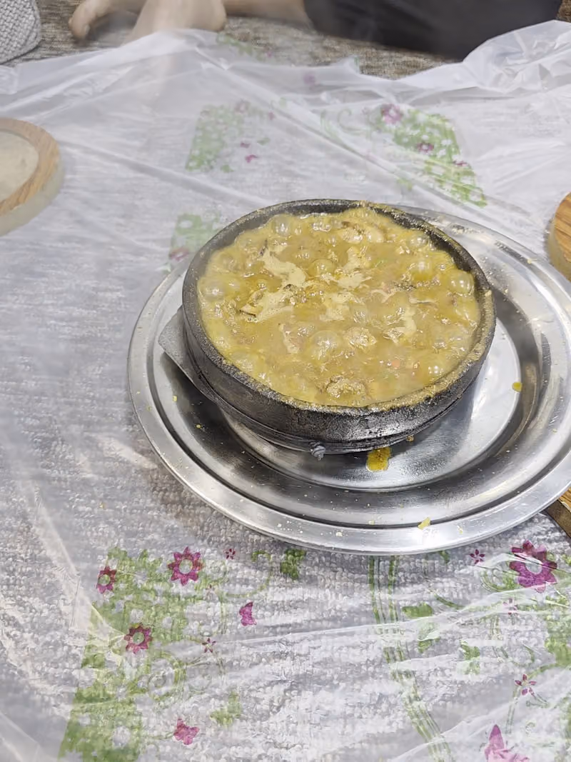 مطعم شعبيات خلف