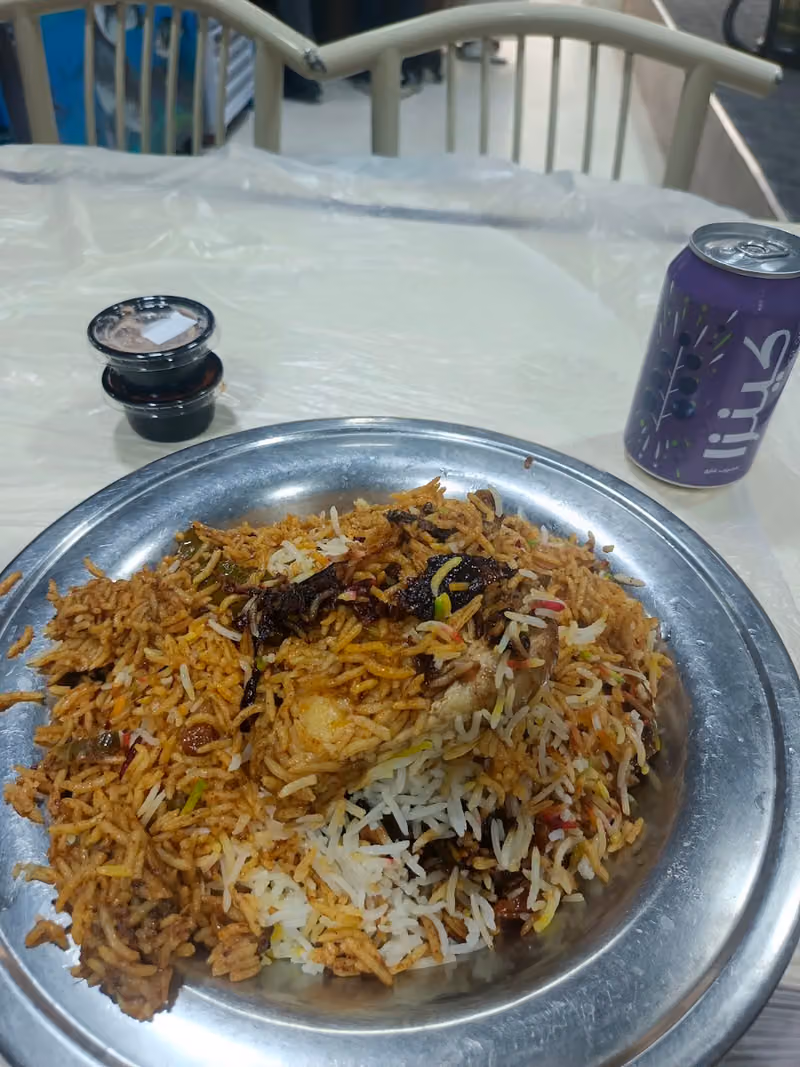 مطعم شعبيات سدره