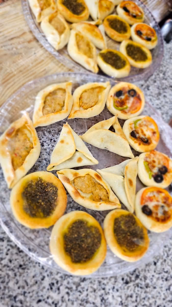 مطعم شام البركة للمشويات والفطائر