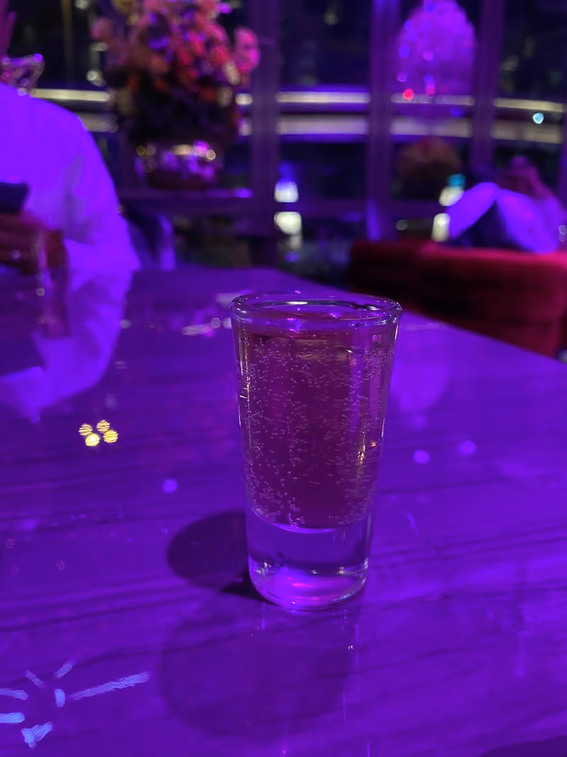 مطعم شاروخان العالمي