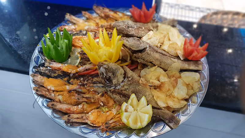 مطعم شبكة وسنارة