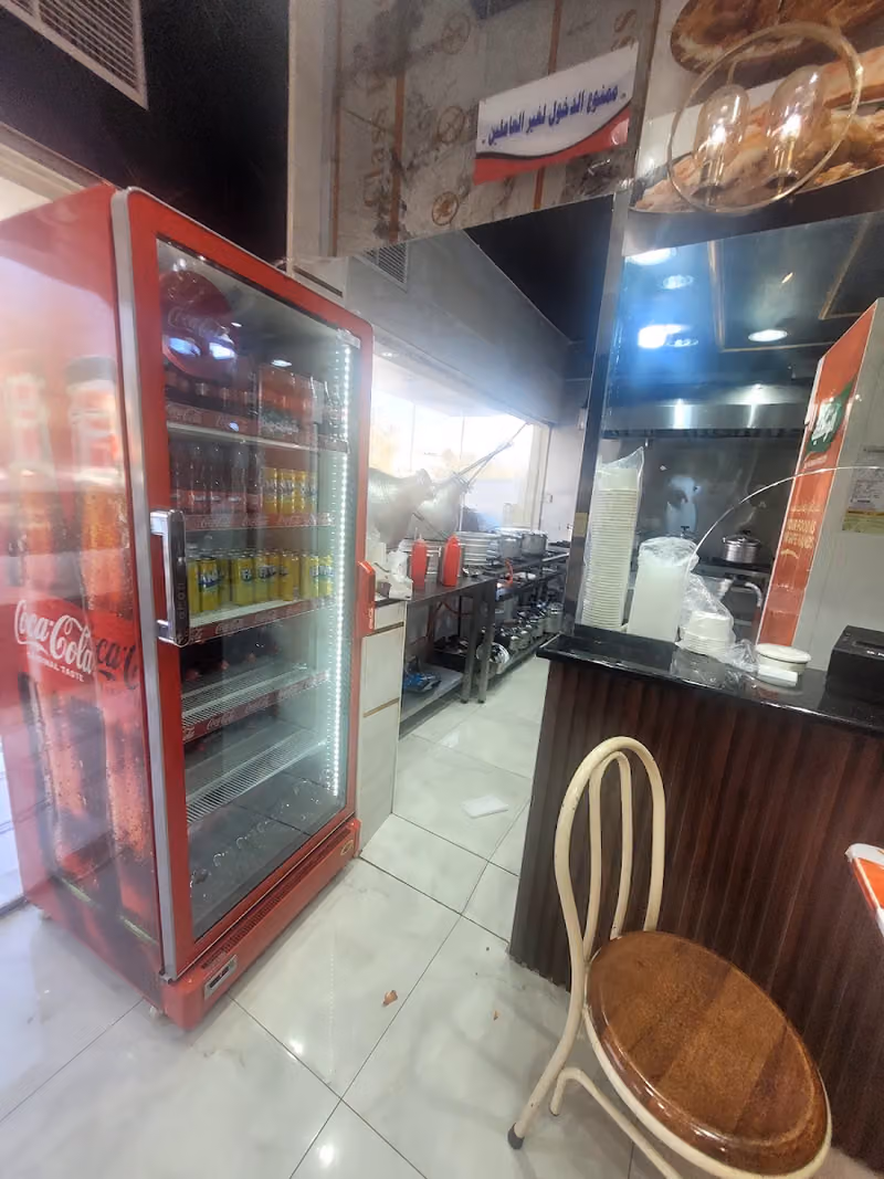 مطعم شفاء نجران طويق