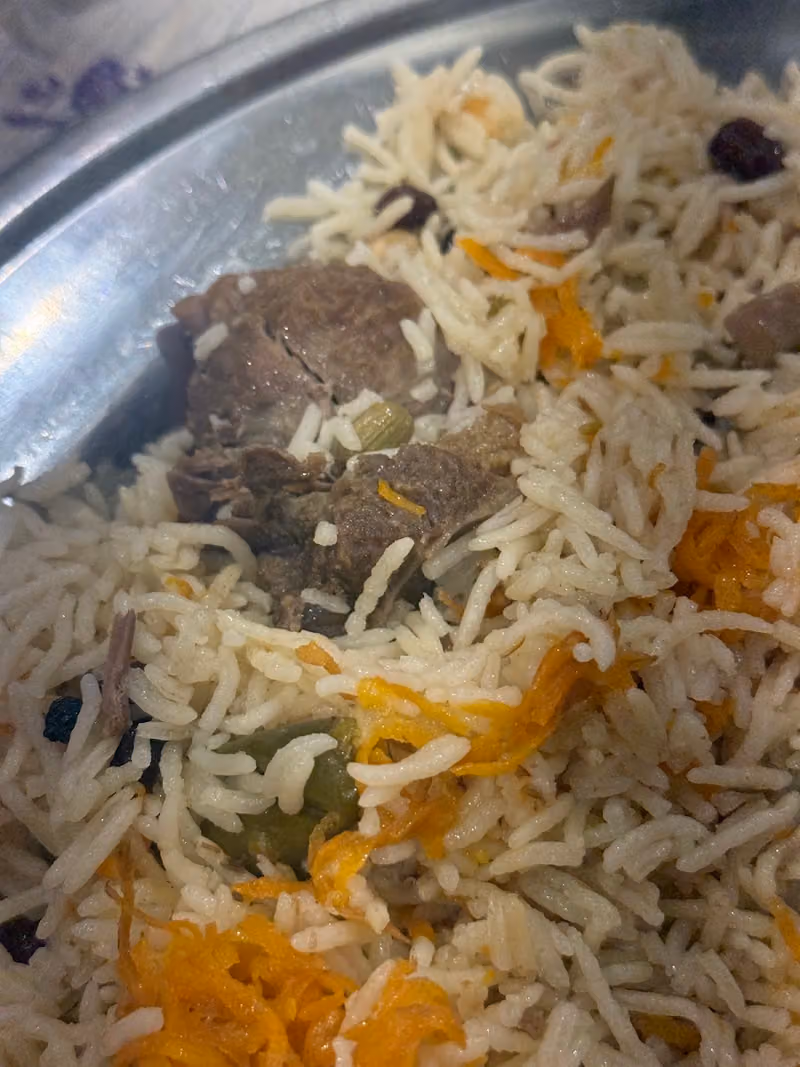 مطعم شروق المدينة الذهبي البخاري