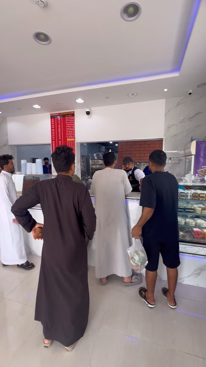 مطعم ذوق الرياض البخاري