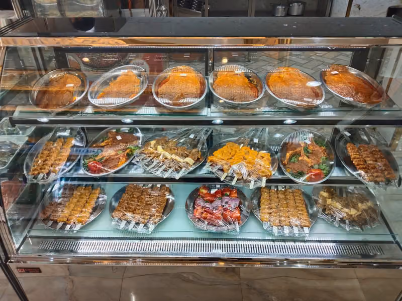 مطعم شواية دارنا البخاري