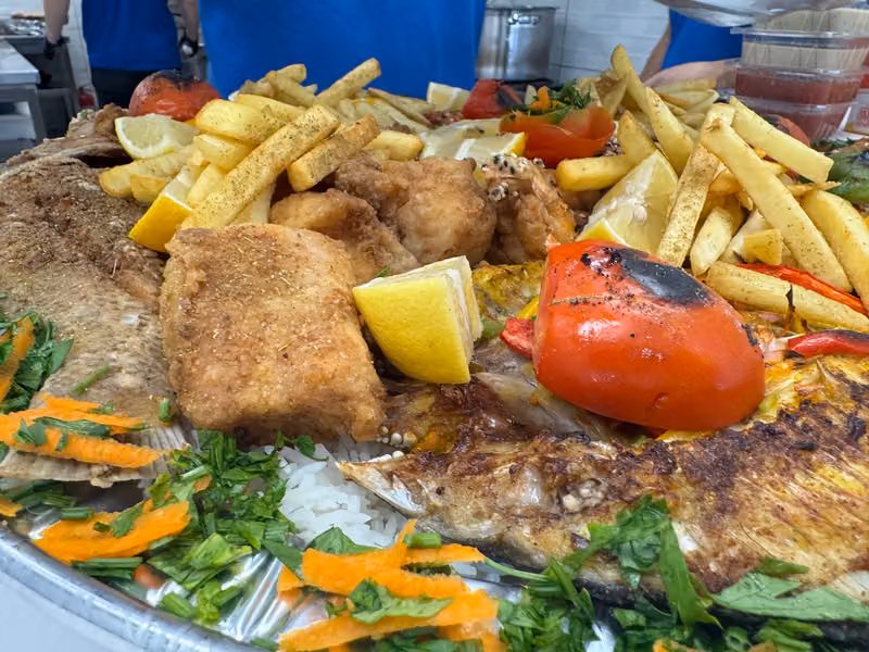 مطعم سمك الجزيرة