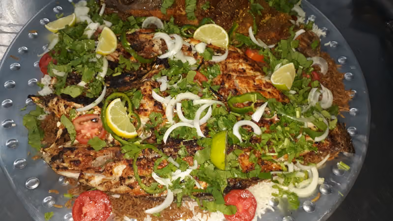 مطعم سوق الأسماك الطازجة