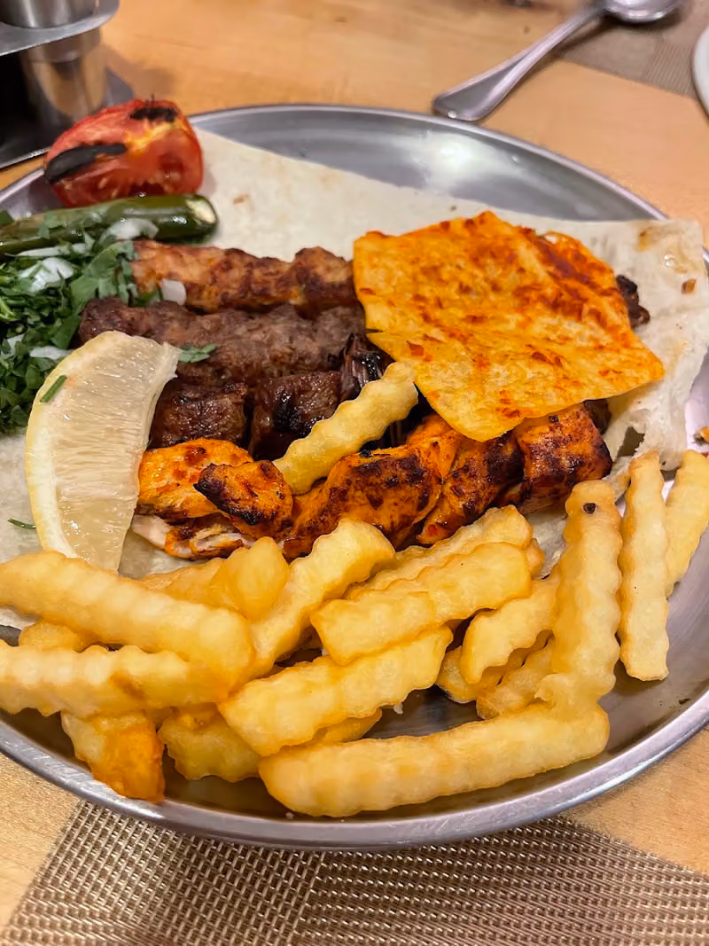 مطعم سوريانا