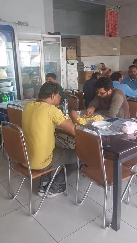 مطعم صوت البحر Sawt Al Bahr Restaurant Pak & Indian Food