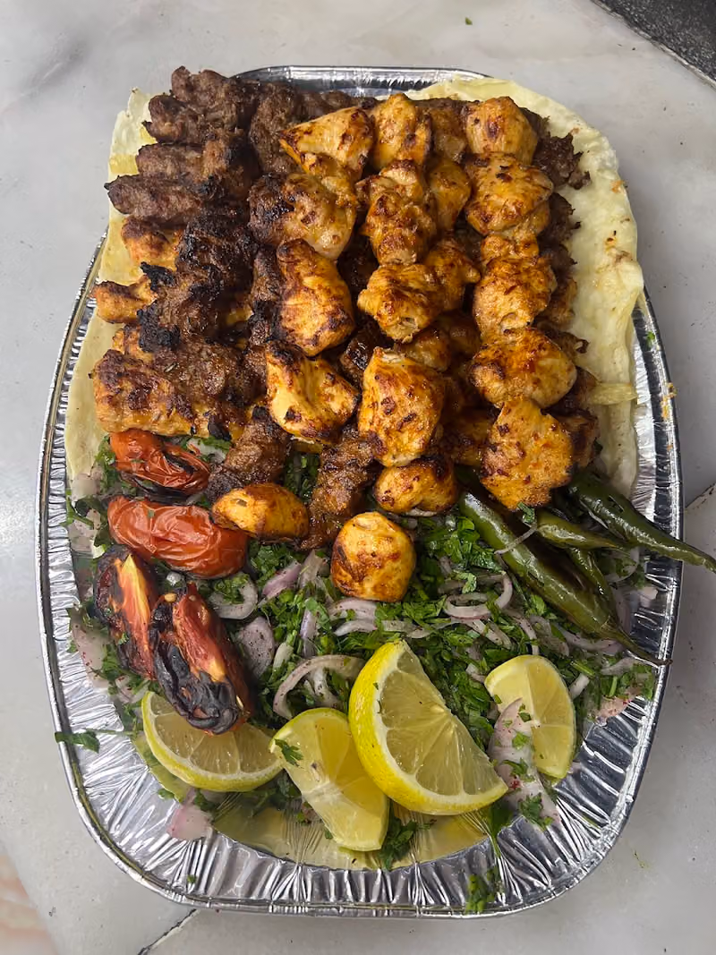 مطعم تاج الرواد