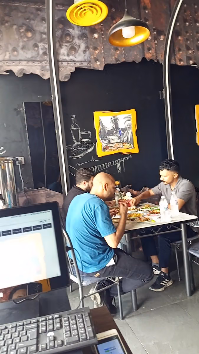 مطعم تحابيش مصرية