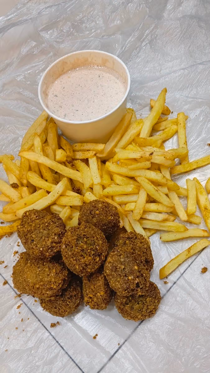 مطعم و فوال عين الافراح