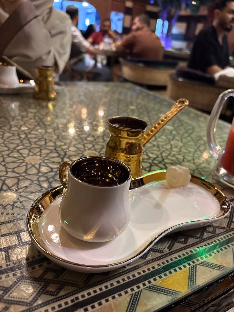 مطعم و كافيه دامسكو
