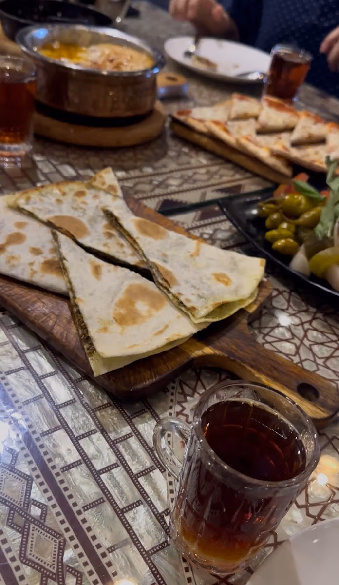 مطعم و كافيه دامسكو