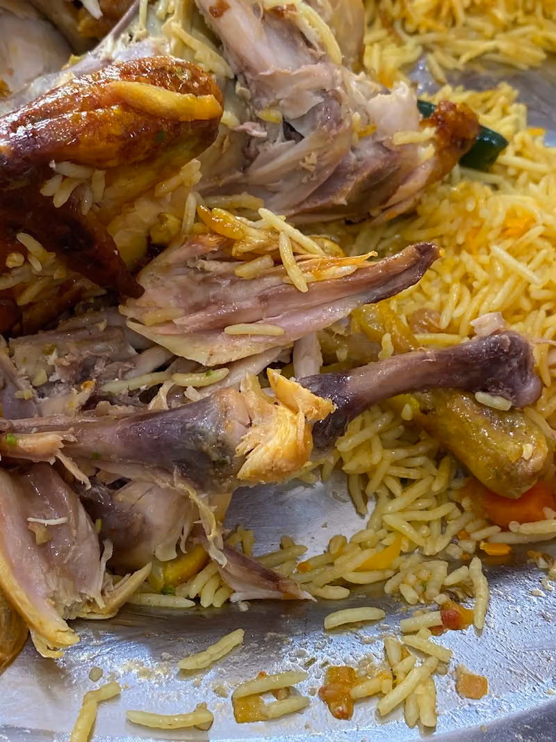 مطعم و مشويات عدنان
