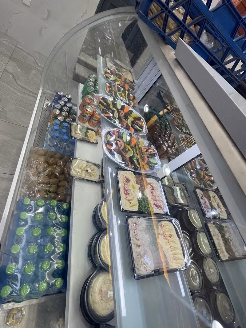 مطعم و مشويات قلعة حماه