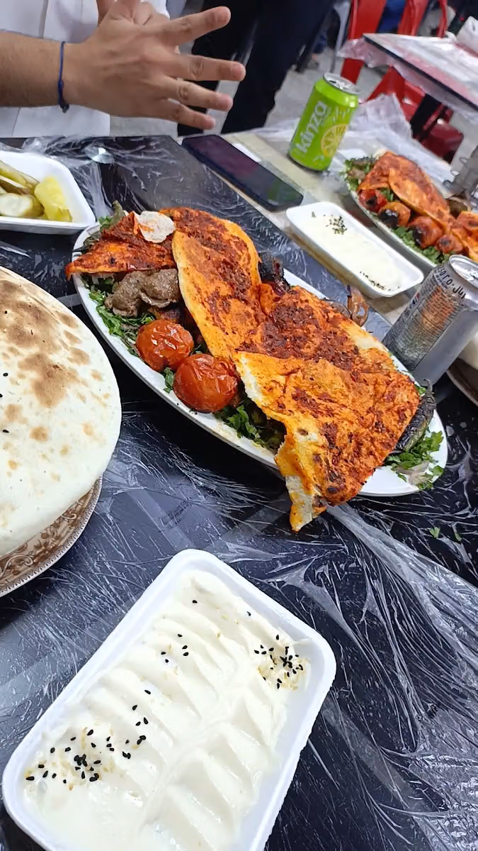 مطعم والي دمشق