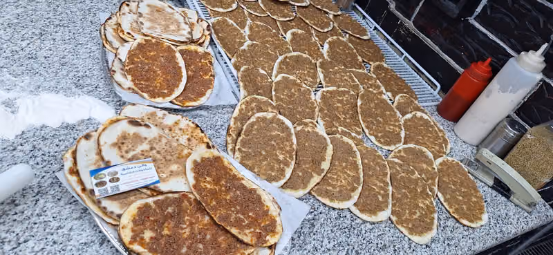 مطعم والي دمشق
