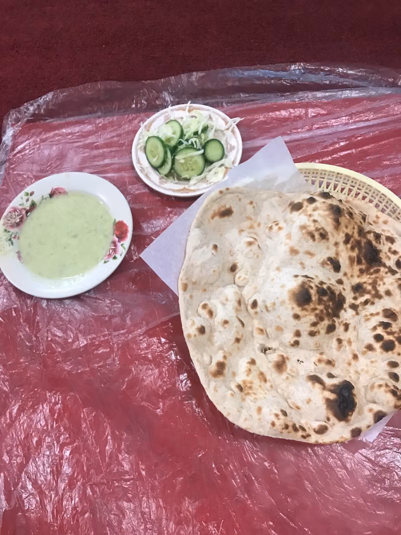 مطعم وجبات سريعة