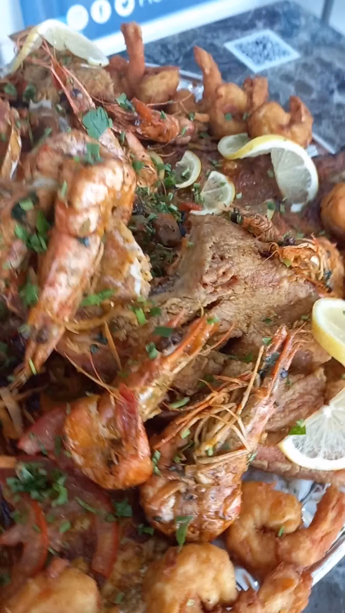 مطعم وجبة سمك