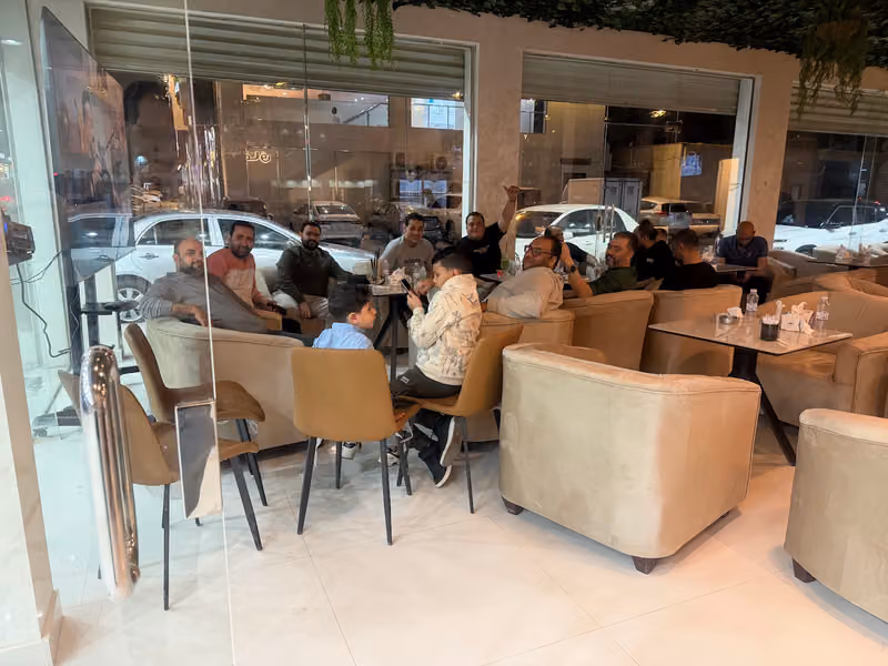مطعم وكافيه أفاق