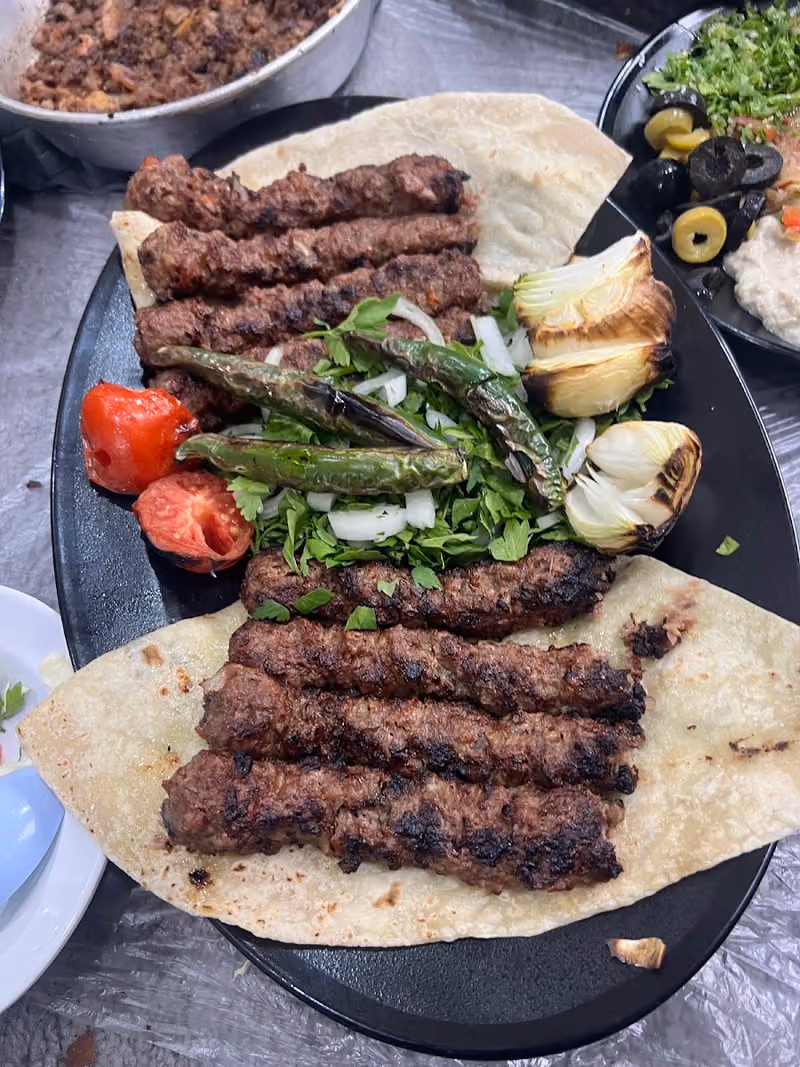 مطعم ومشويات الريف العراقي