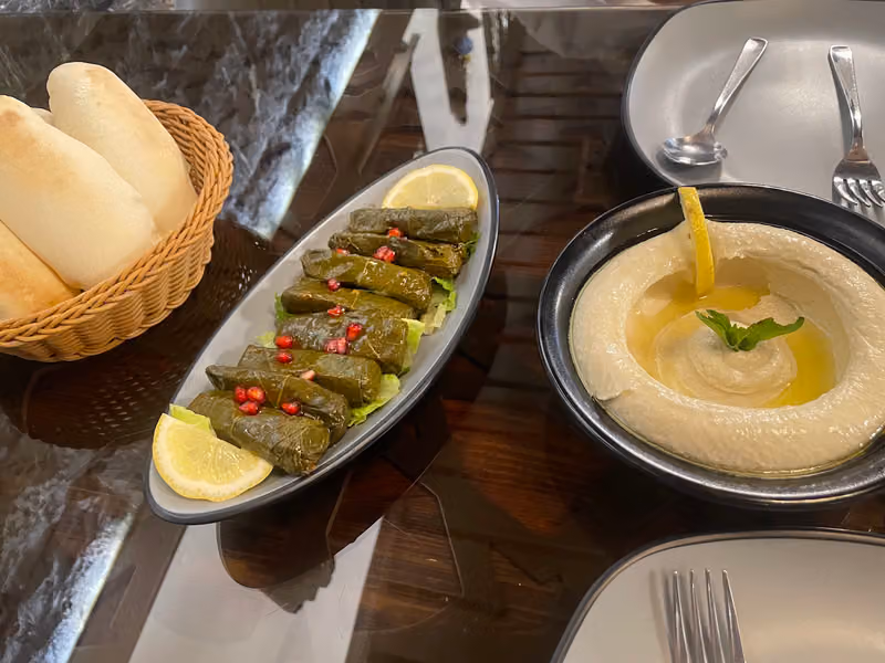 مطعم ومشويات جدو شاكر