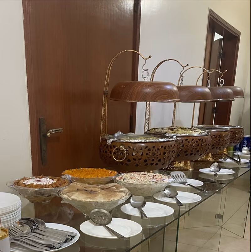 مطعم ومطبخ بوفيهات المذاق