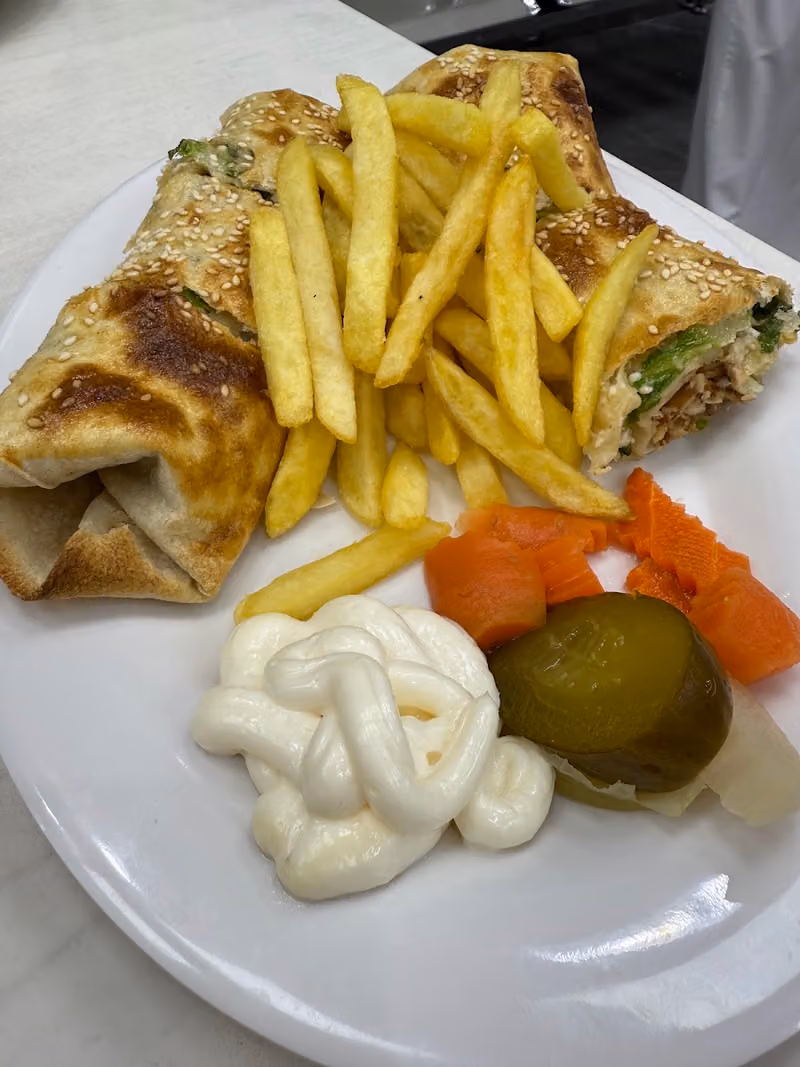 مطعم وردة لبنان