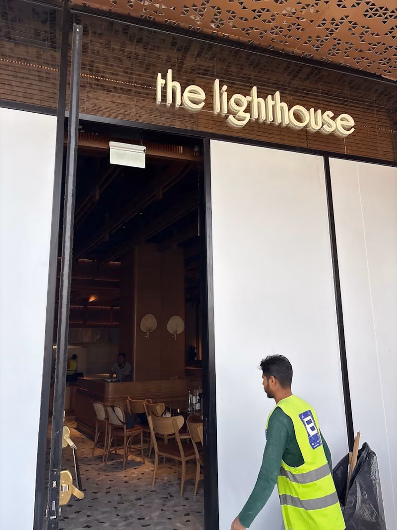 The Lighthouse Restaurant & Lounge, Solitaire Mall