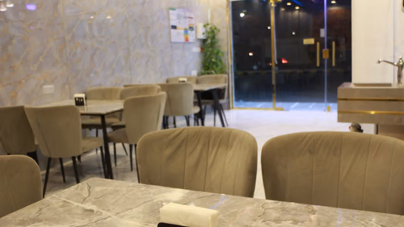 مطعم زهر الكرز