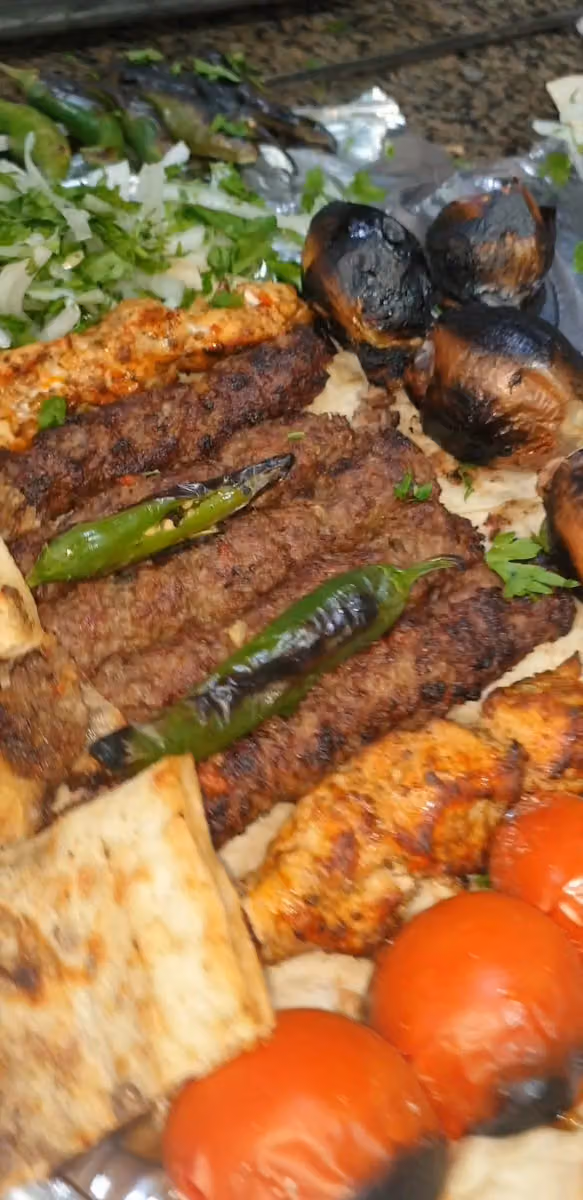 مطعم زهرة التنور للمشويات