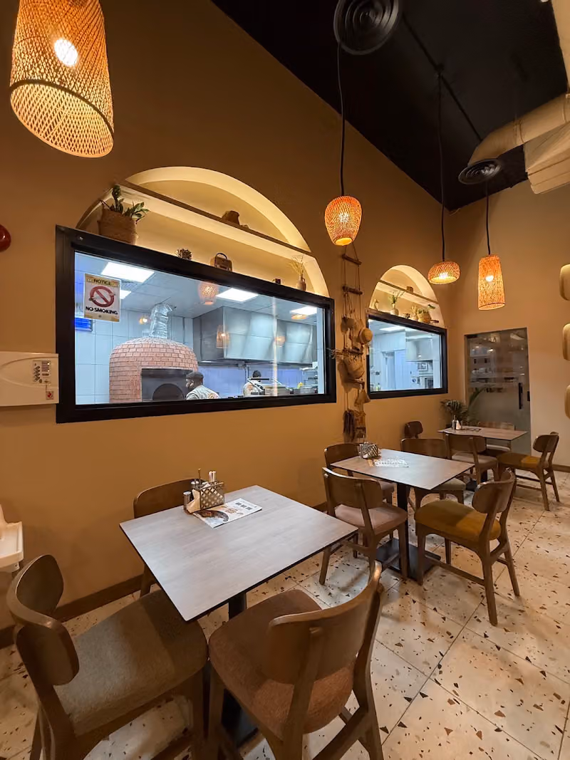 مطعم زُماورد | مطبق مختص | Restaurant