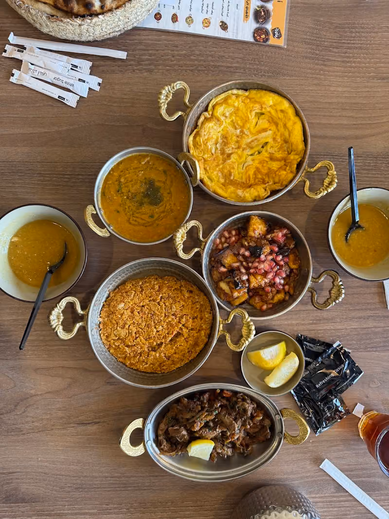 مطعم زُماورد | مطبق مختص | Restaurant