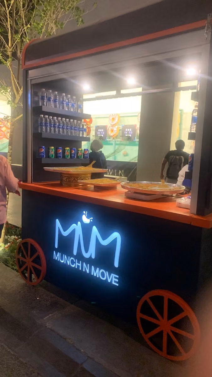 Munch n Move