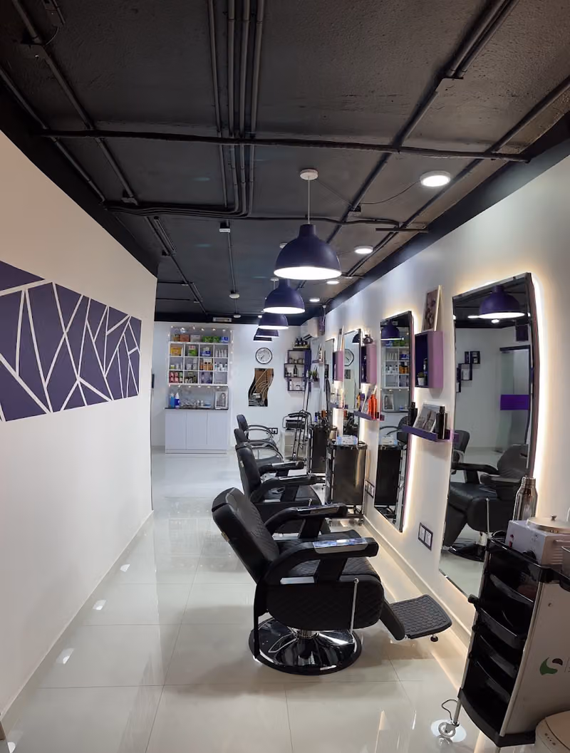 Muskan Beauty Salon, Al Wizarat (Indian)