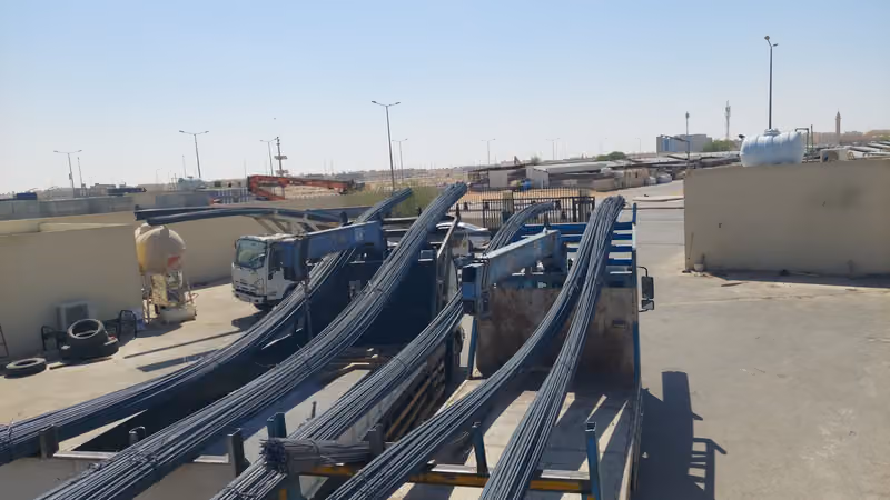 مواد بناء حديد اخشاب