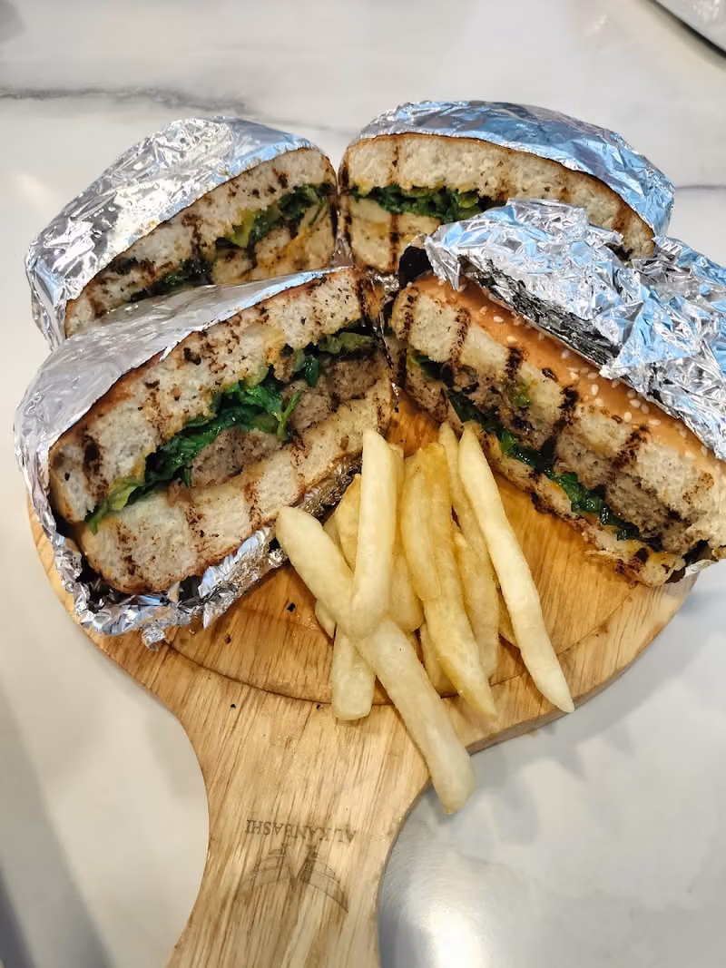 Mawwal Bistro - موال بيسترو