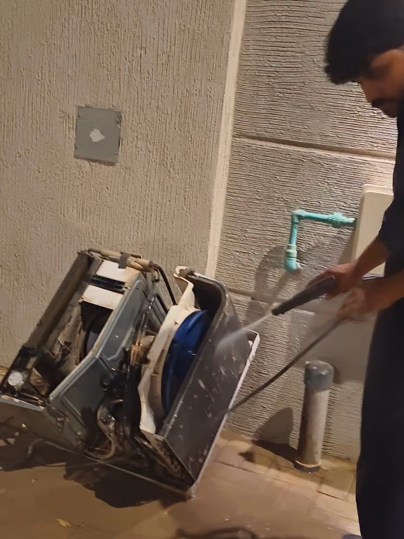 مؤسسة عيسى عبد العزيز فهد العوام للتبريد والتكييف