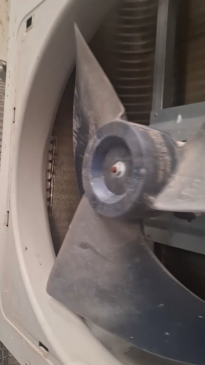 مؤسسة برد و حر للتبرید والتکيیفCold and Hot Refrigeration and Air Conditioning Establishment