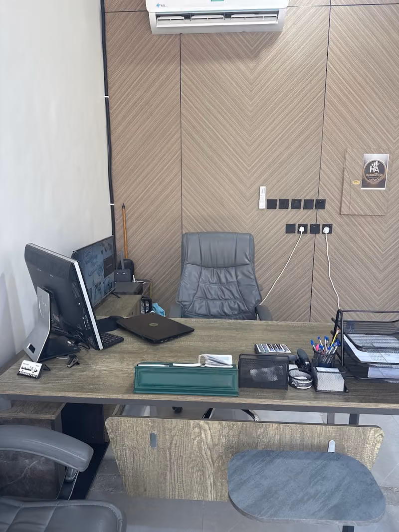 مؤسسة حل التسديد لسداد القروض البنكيه فرع النهضه