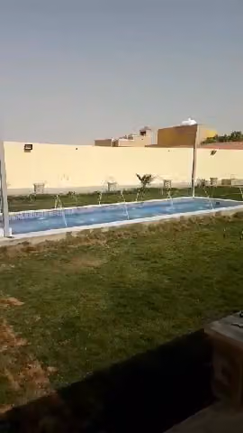 مؤسسة همس البحار لبرك السباحة