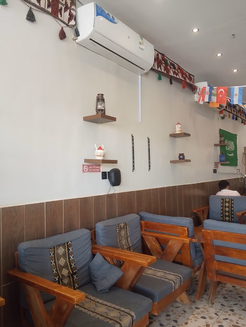 مؤسسة رواد الإطارات للتجارة